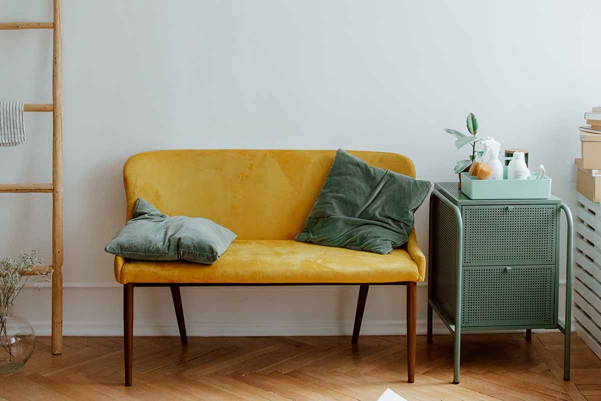 5 consigli per arredare con i divani di tendenza